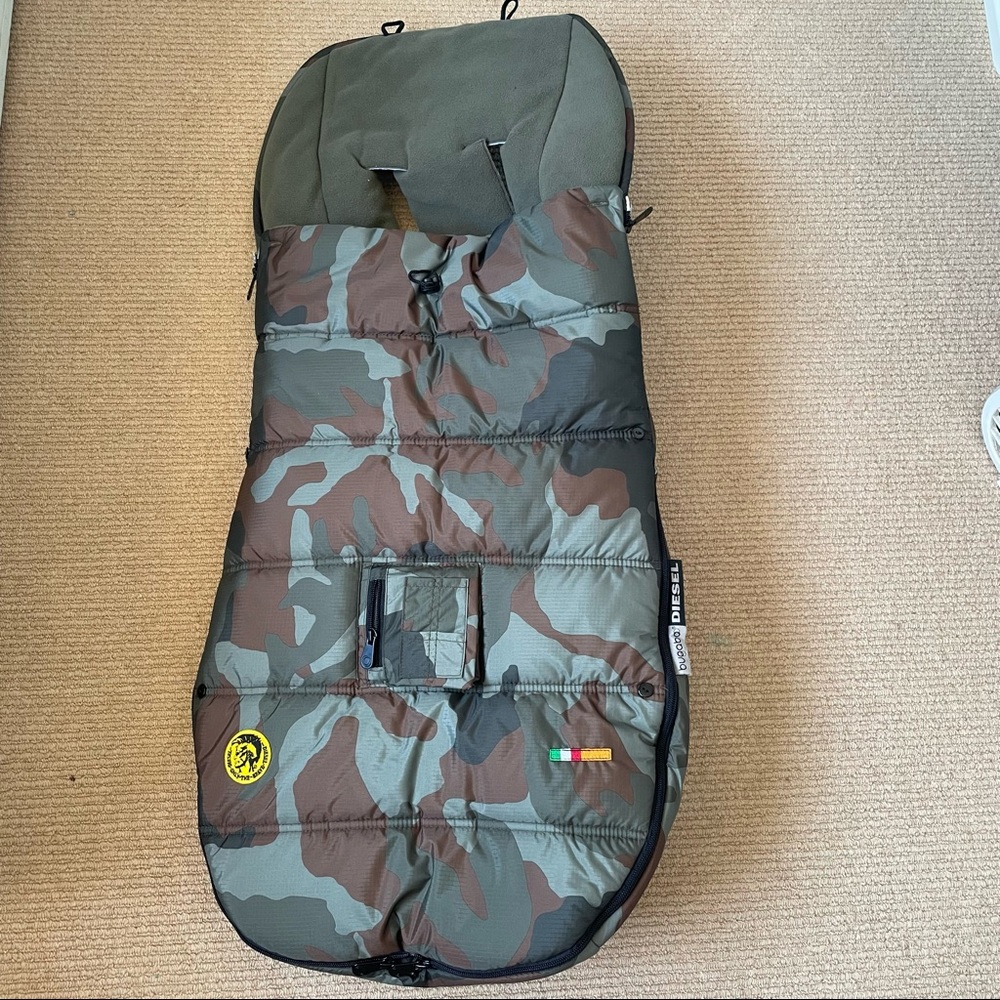 Bugaboo Universal Footmuff - Picture 2 of 4